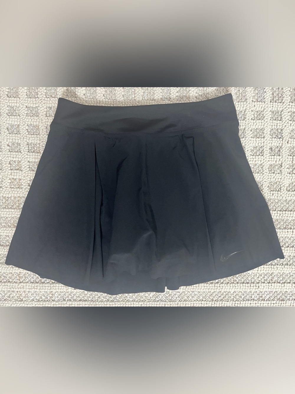 Nike Women's Skater Skirt in black medium